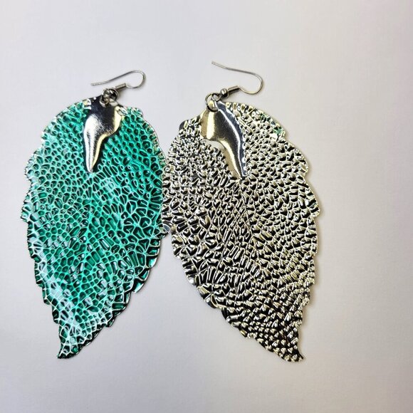 Green Leaf Earrings Statement Earrings Boho Earrings - Picture 3 of 7